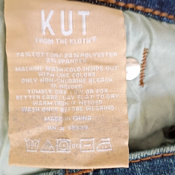 NWT Kut from the Kloth Catherine Midrise Boyfriend Jeans - Picture 10 of 10